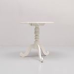 1045 8389 PEDESTAL TABLE